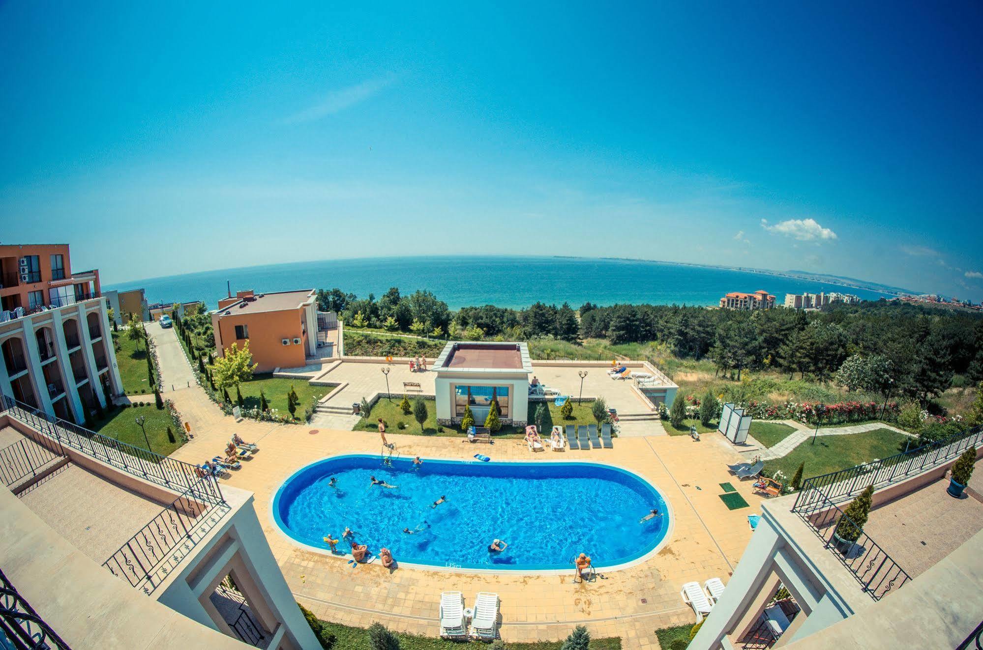 Crown And Imperial Apartments Sveti Vlas Ngoại thất bức ảnh