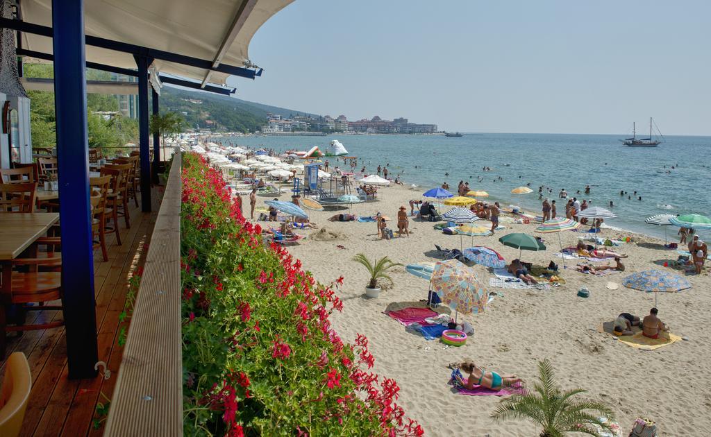 Crown And Imperial Apartments Sveti Vlas Ngoại thất bức ảnh
